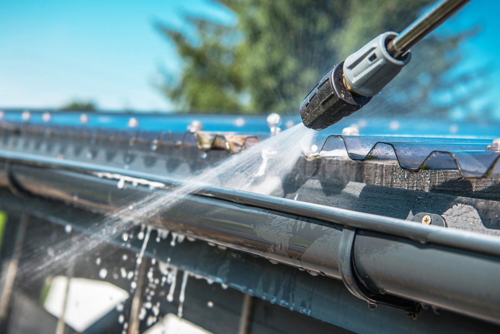 gutter clean